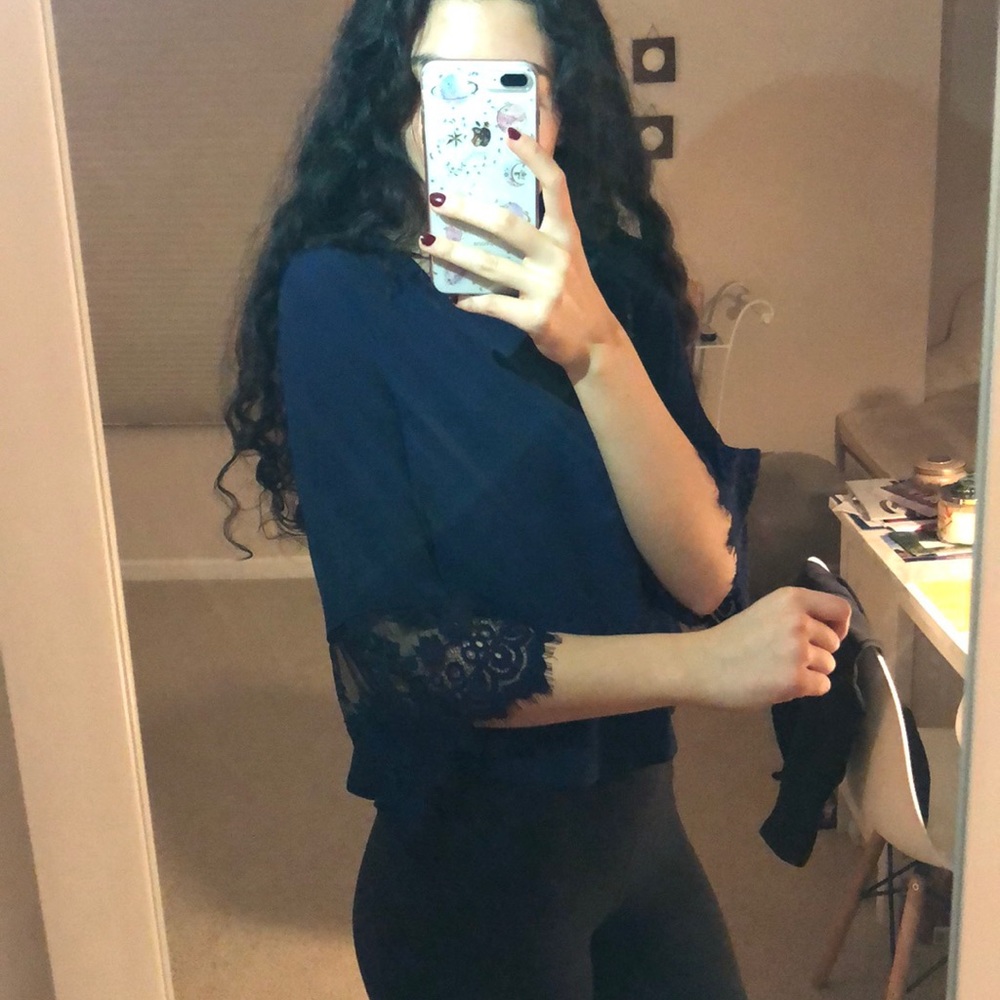 forever 21 lace sleeve shirt